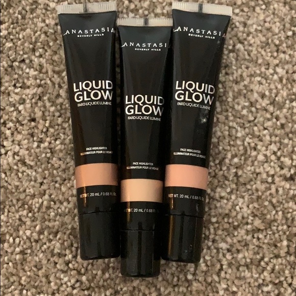 Never used ABH liquid glow highlighters